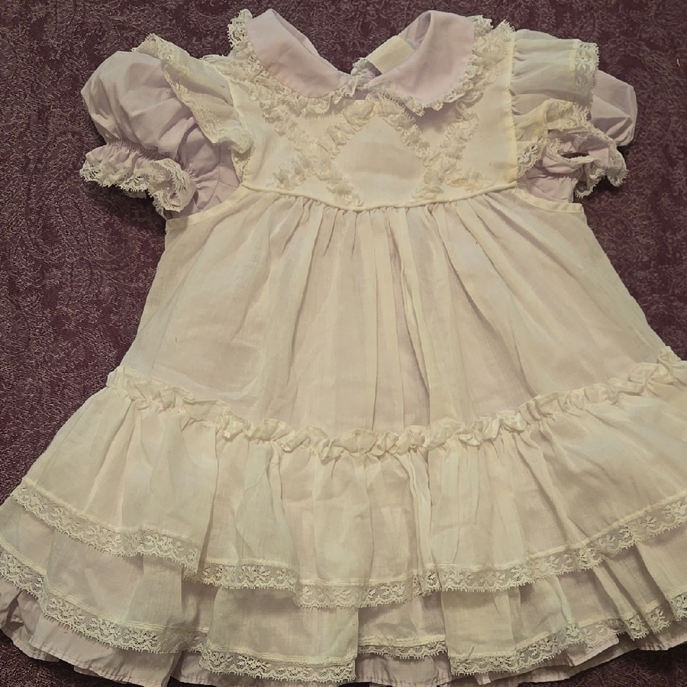 Vintage Lace Trimmed Dress in Cream and Lavender